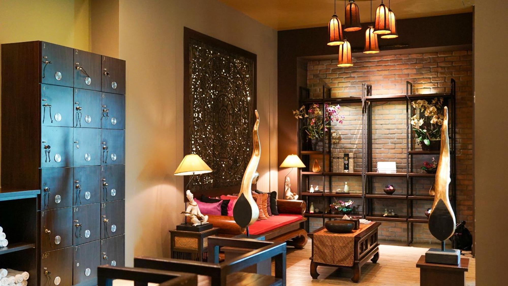 The Guest Hotel & Spa Петалинг Джая Екстериор снимка