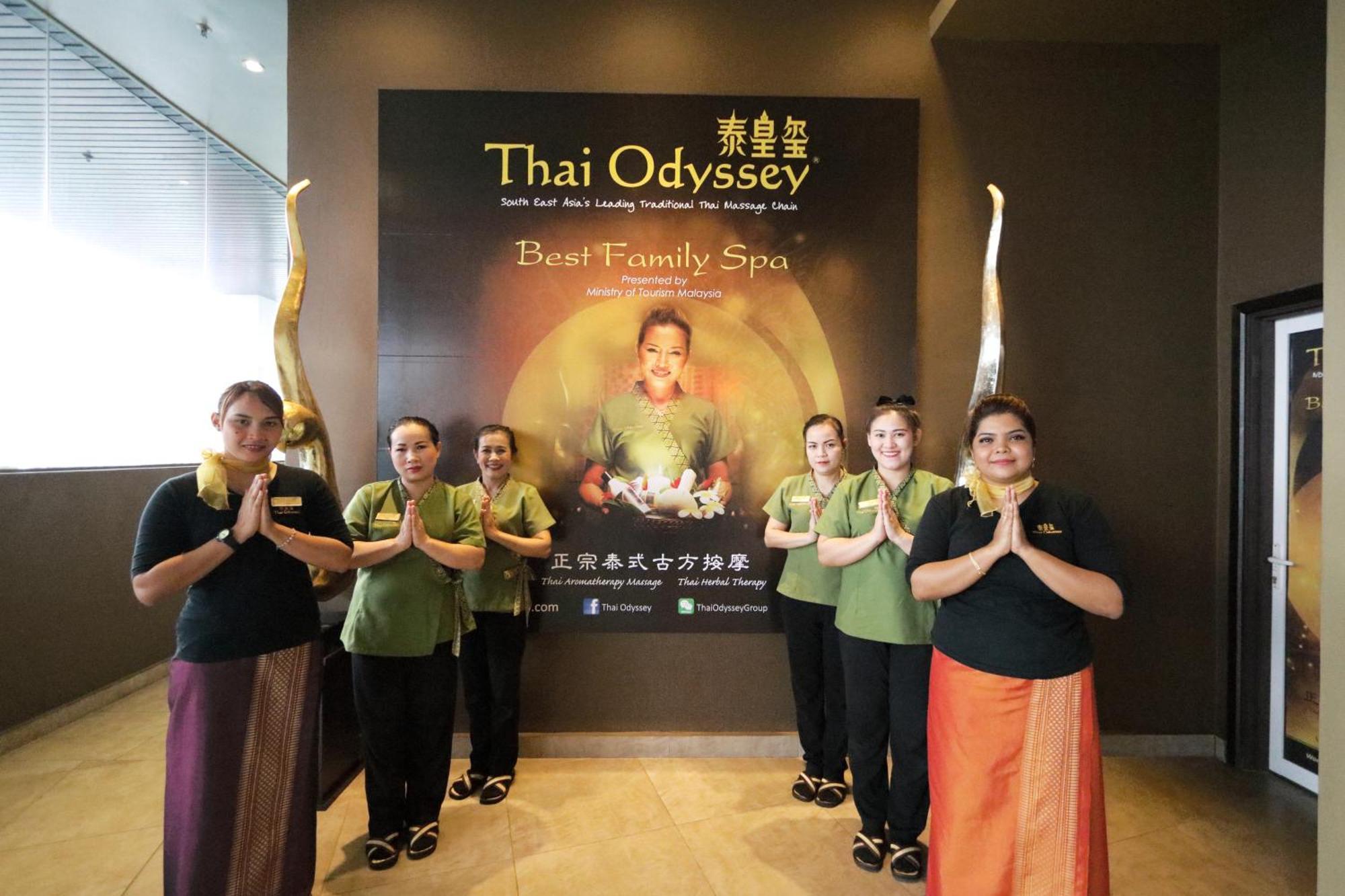 The Guest Hotel & Spa Петалинг Джая Екстериор снимка