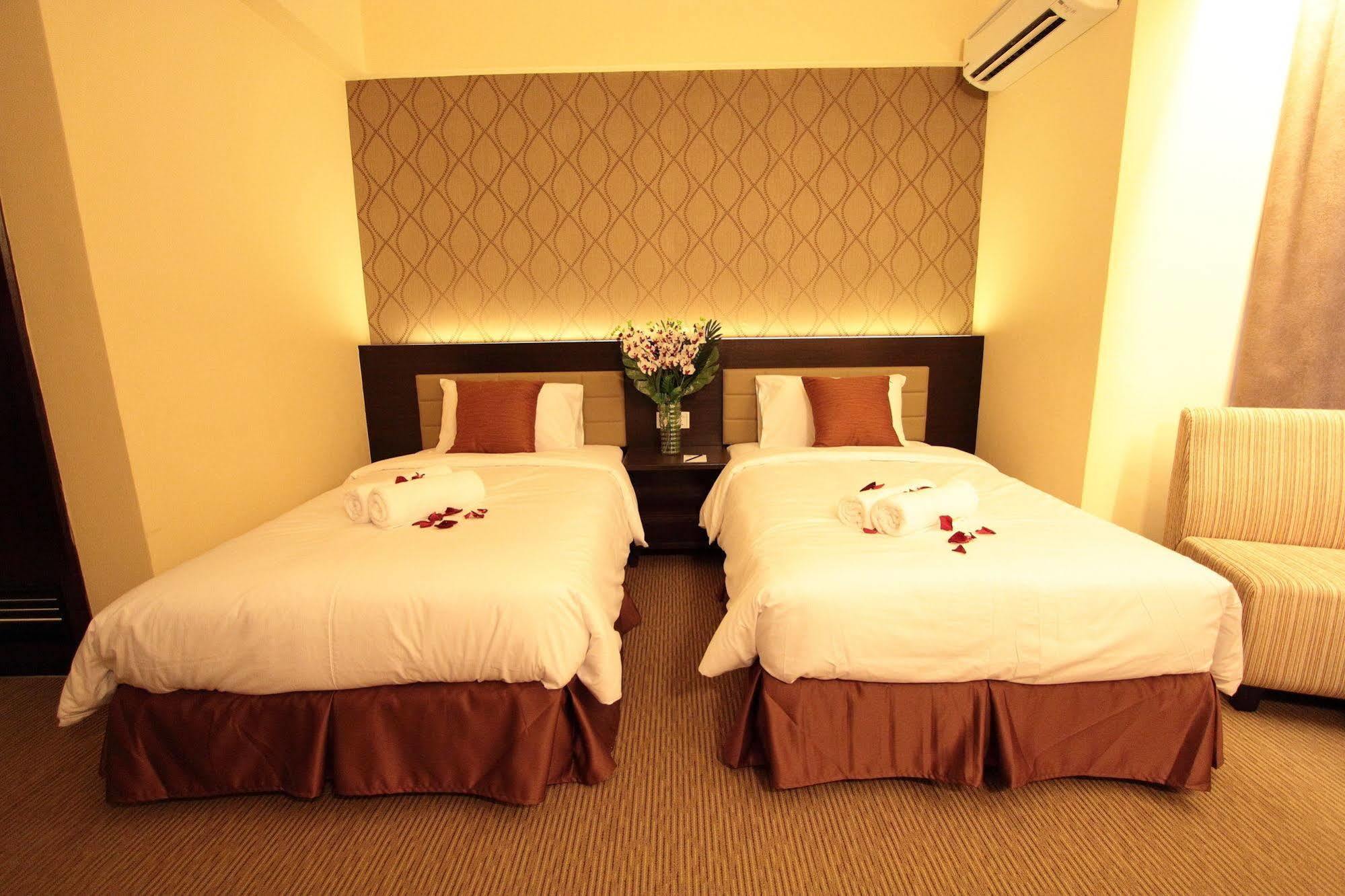 The Guest Hotel & Spa Петалинг Джая Екстериор снимка